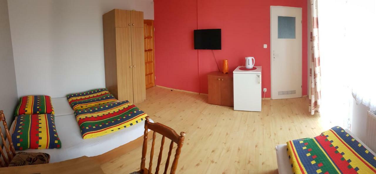 Pokoje Goscinne U Laury Rewal Szoba fotó